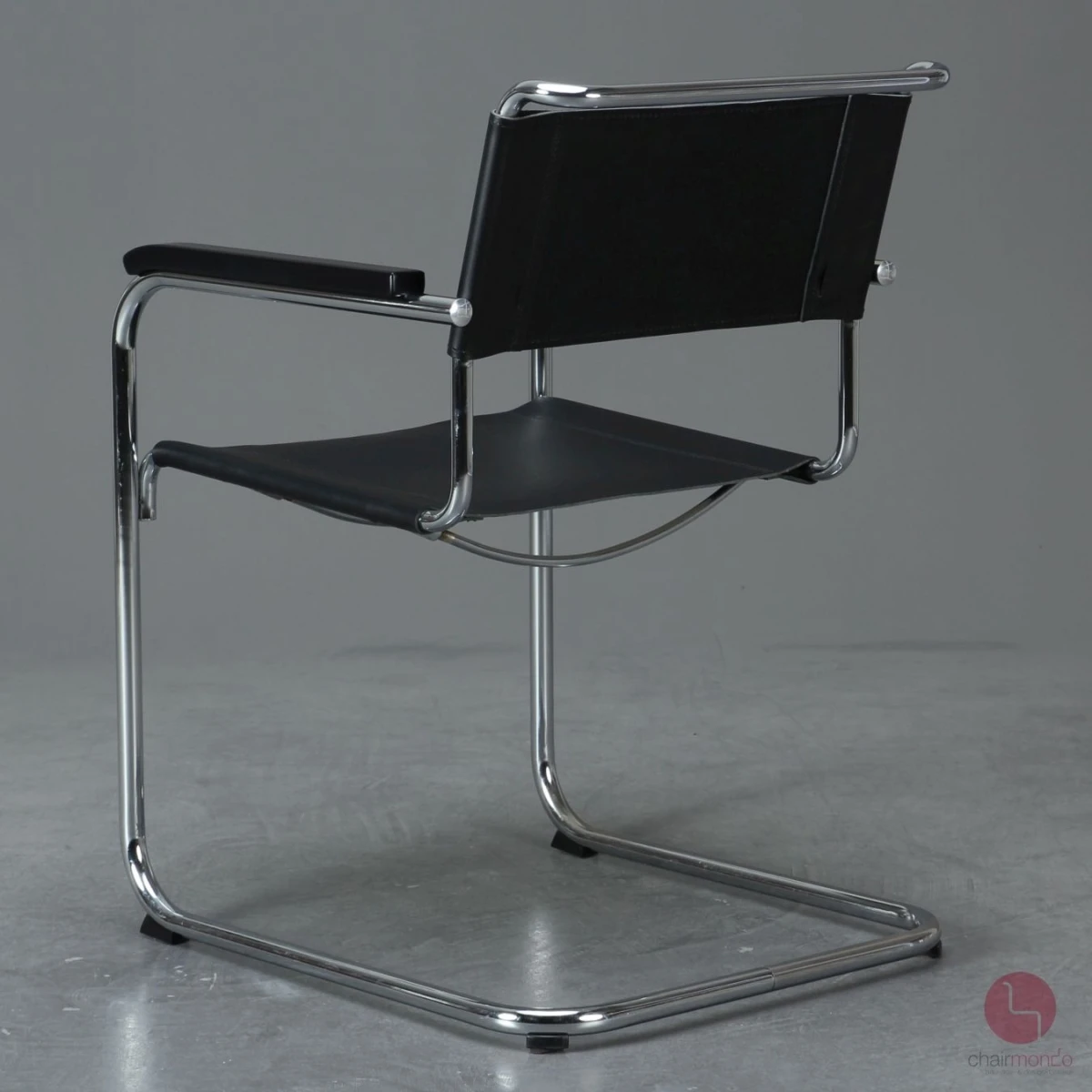 Thonet S34 Freischwinger mit neuem Kernleder in Schwarz Natur - gebraucht Thonet S34 Freischwinger mit neuem Kernleder in Schwarz Natur - gebraucht