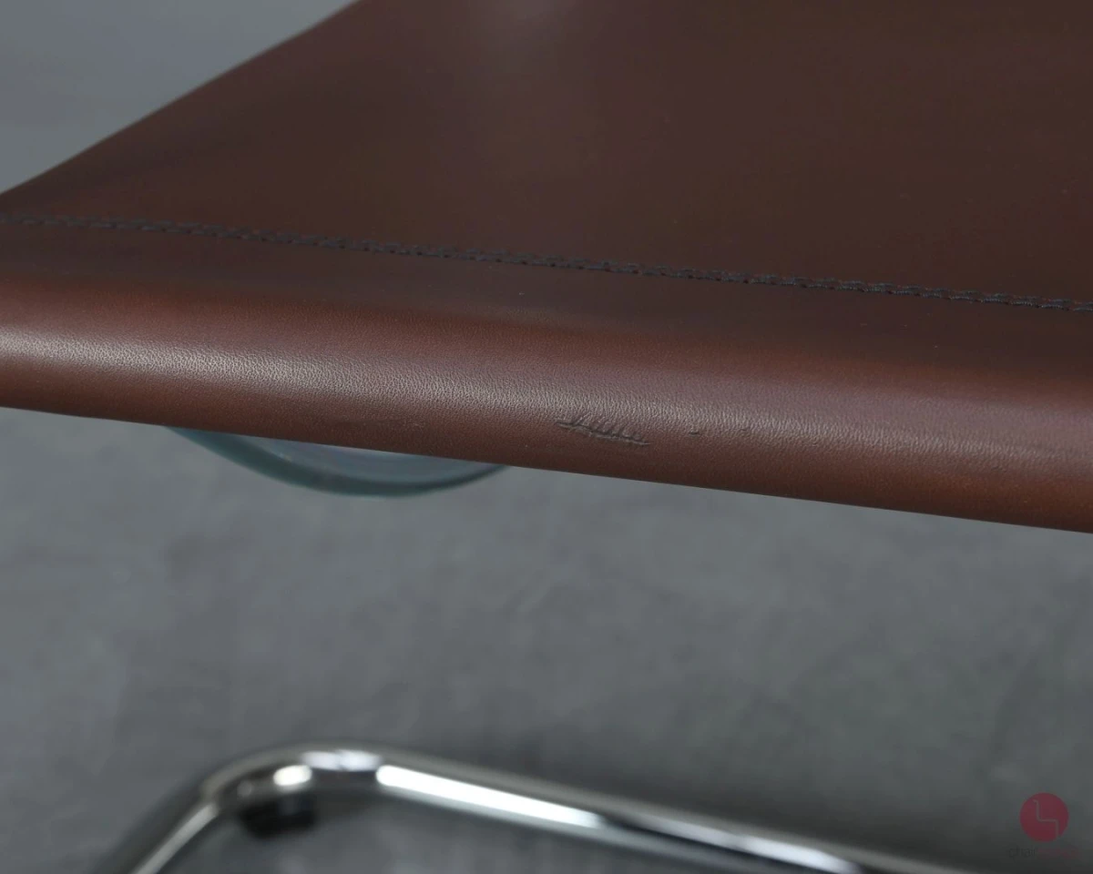 Thonet S34 Freischwinger mit neuem Kernleder in Schoko Braun - gebraucht Thonet S34 Freischwinger mit neuem Kernleder in Schoko Braun - gebraucht
