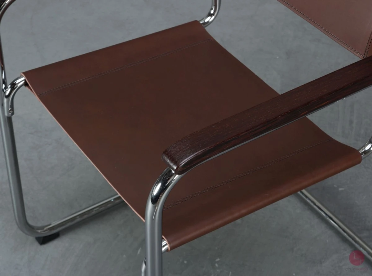 Thonet S34 Freischwinger mit neuem Kernleder in Schoko Braun - gebraucht Thonet S34 Freischwinger mit neuem Kernleder in Schoko Braun - gebraucht