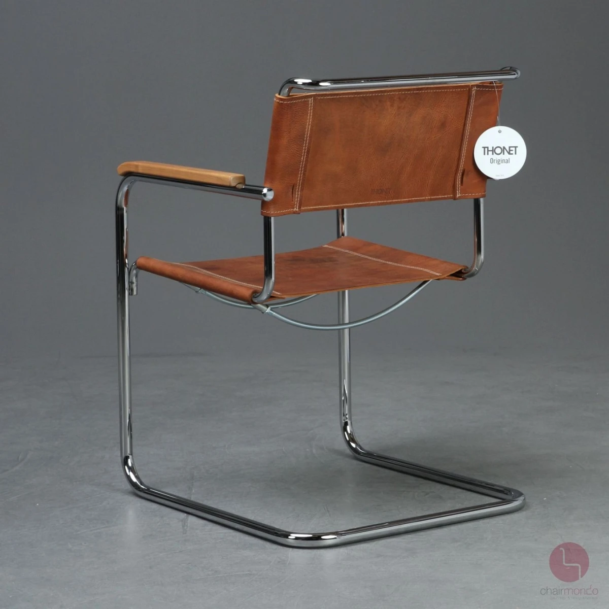 Thonet S34 Freischwinger mit braunem Büffelleder