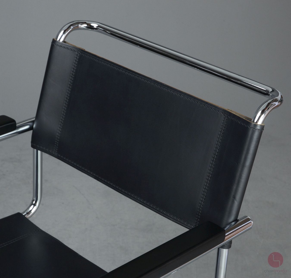 Thonet S34 Freischwinger mit schwarzem Leder um 2015 gebraucht