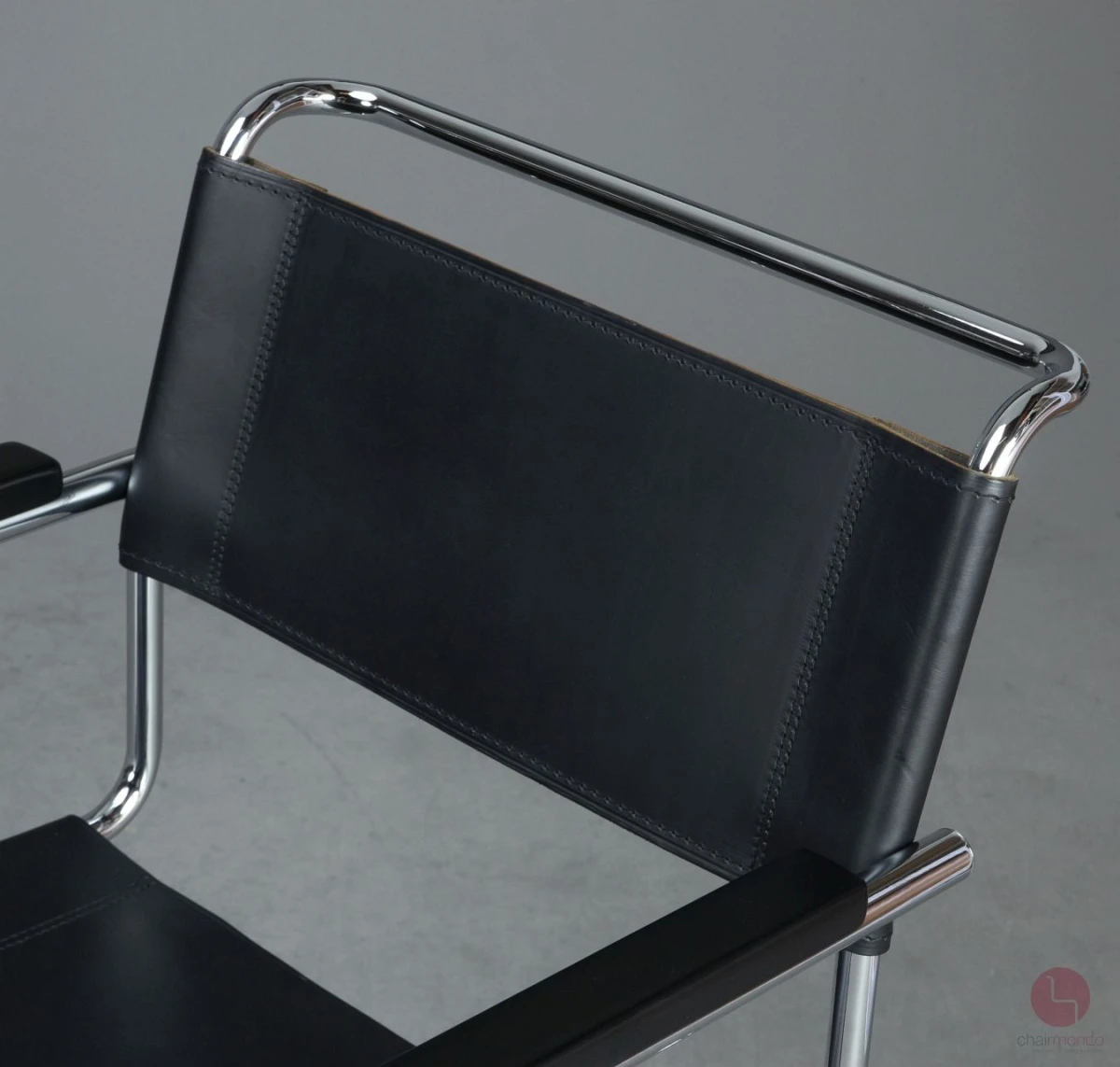 Thonet S34 Freischwinger mit schwarzem Leder um 2015 gebraucht