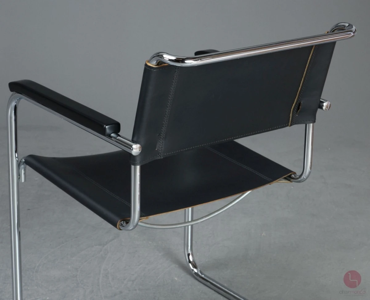 Thonet S34 Freischwinger mit schwarzem Leder um 2015 gebraucht