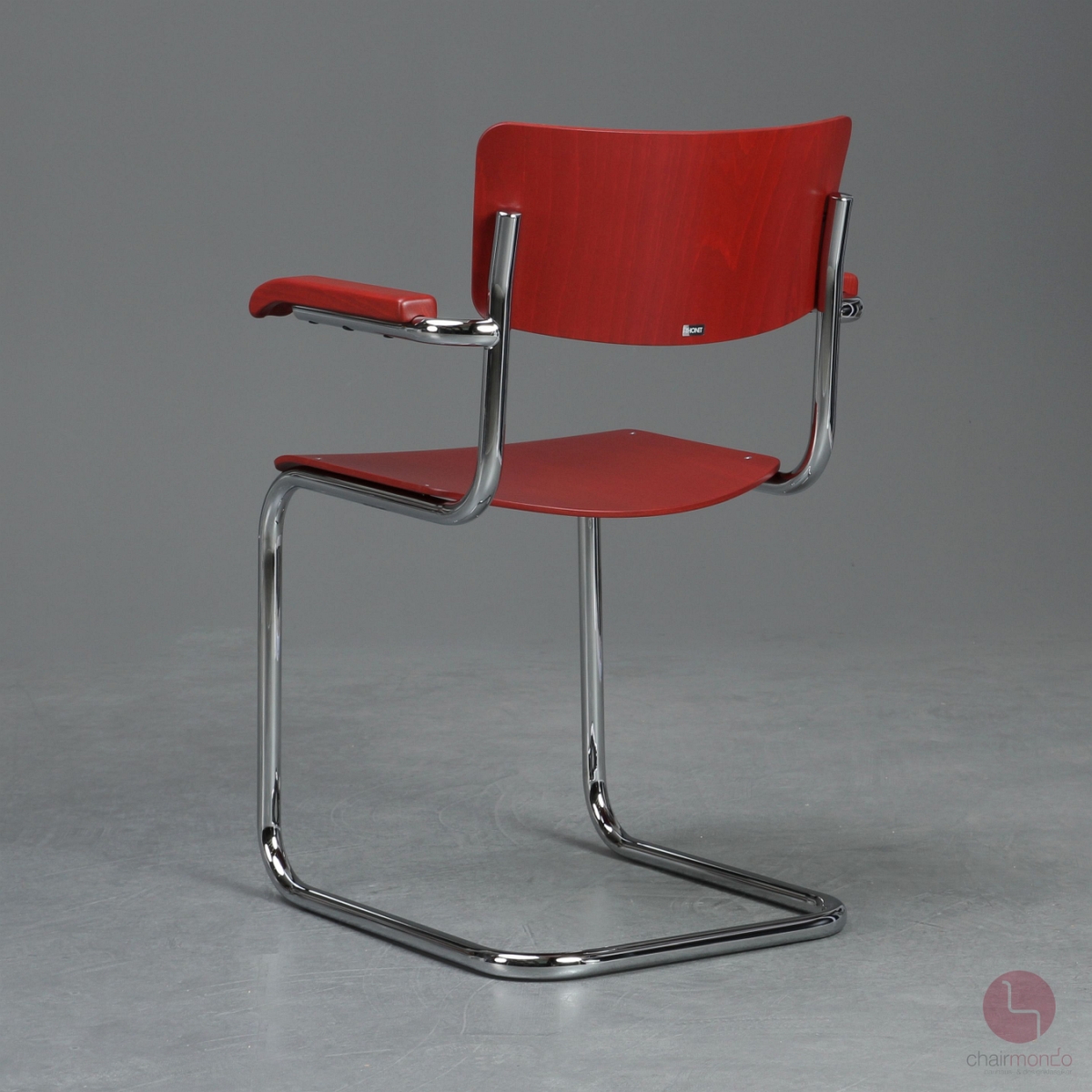 Thonet S43F Freischwinger mit Amlehnen Sitzfläche tomatenrot (RAL 3013) Gestell chrom Rückansicht