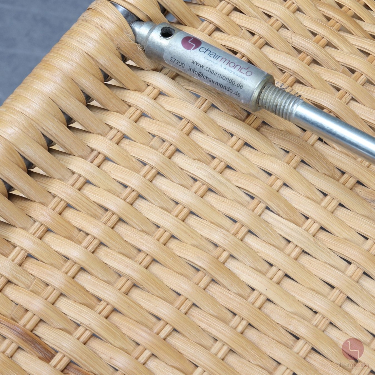 Thonet S533 RF Freischwinger mit Rattan Geflecht gebraucht