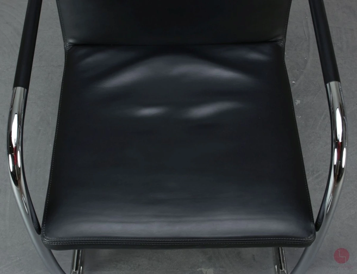 Thonet S60 Freischwinger Bürostuhl Leder Schwarz gebraucht Thonet S60 Freischwinger Bürostuhl Leder Schwarz gebraucht