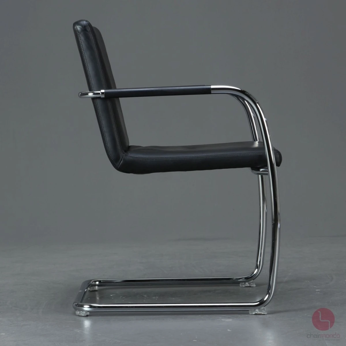 Thonet S60 Freischwinger Bürostuhl Leder Schwarz gebraucht Thonet S60 Freischwinger Bürostuhl Leder Schwarz gebraucht