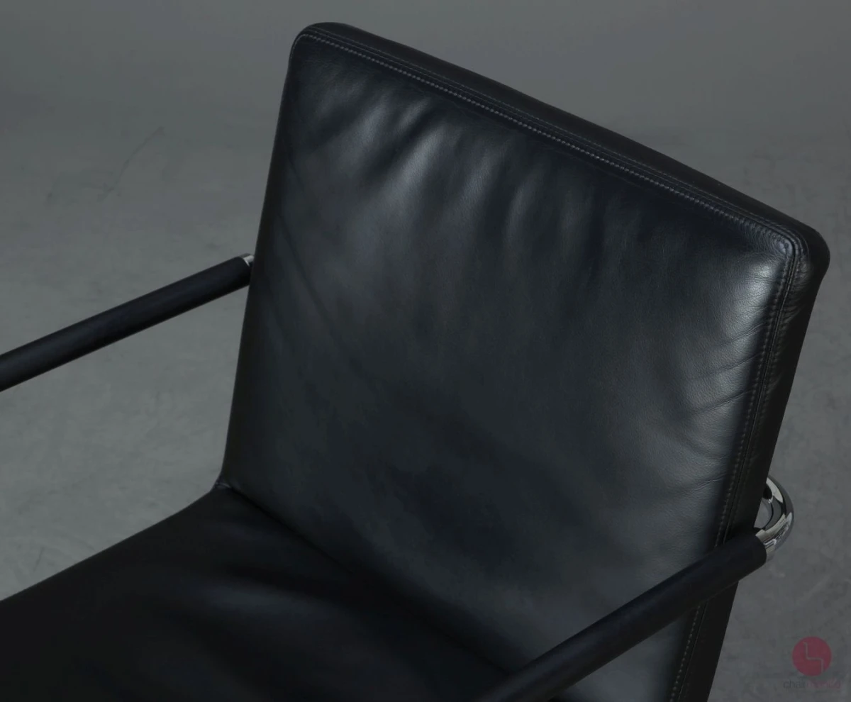Thonet S60 Freischwinger Bürostuhl Leder Schwarz gebraucht Thonet S60 Freischwinger Bürostuhl Leder Schwarz gebraucht