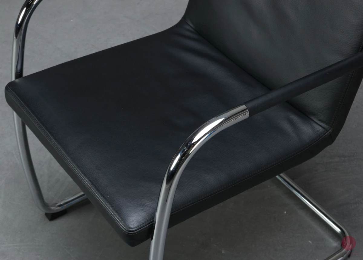 Thonet S61 V Leder Konferenzstuhl Bürostuhl Sitzfläche rechts
