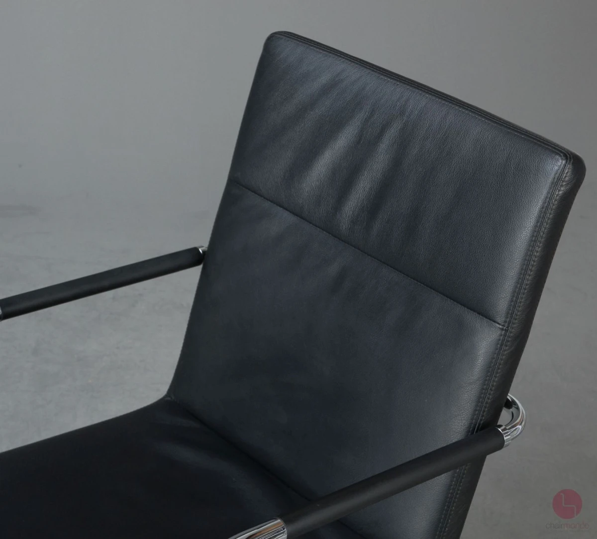 Thonet S61 Leder Freischwinger Konferenzstuhl Schwarz gebraucht