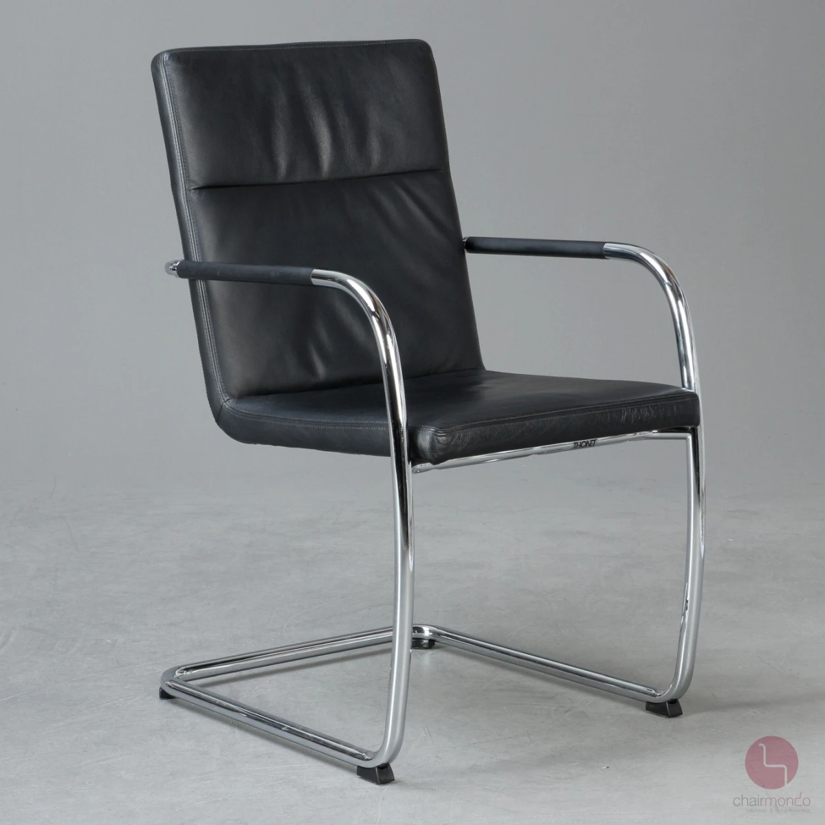 Thonet S61 Leder Freischwinger Konferenzstuhl Schwarz gebraucht