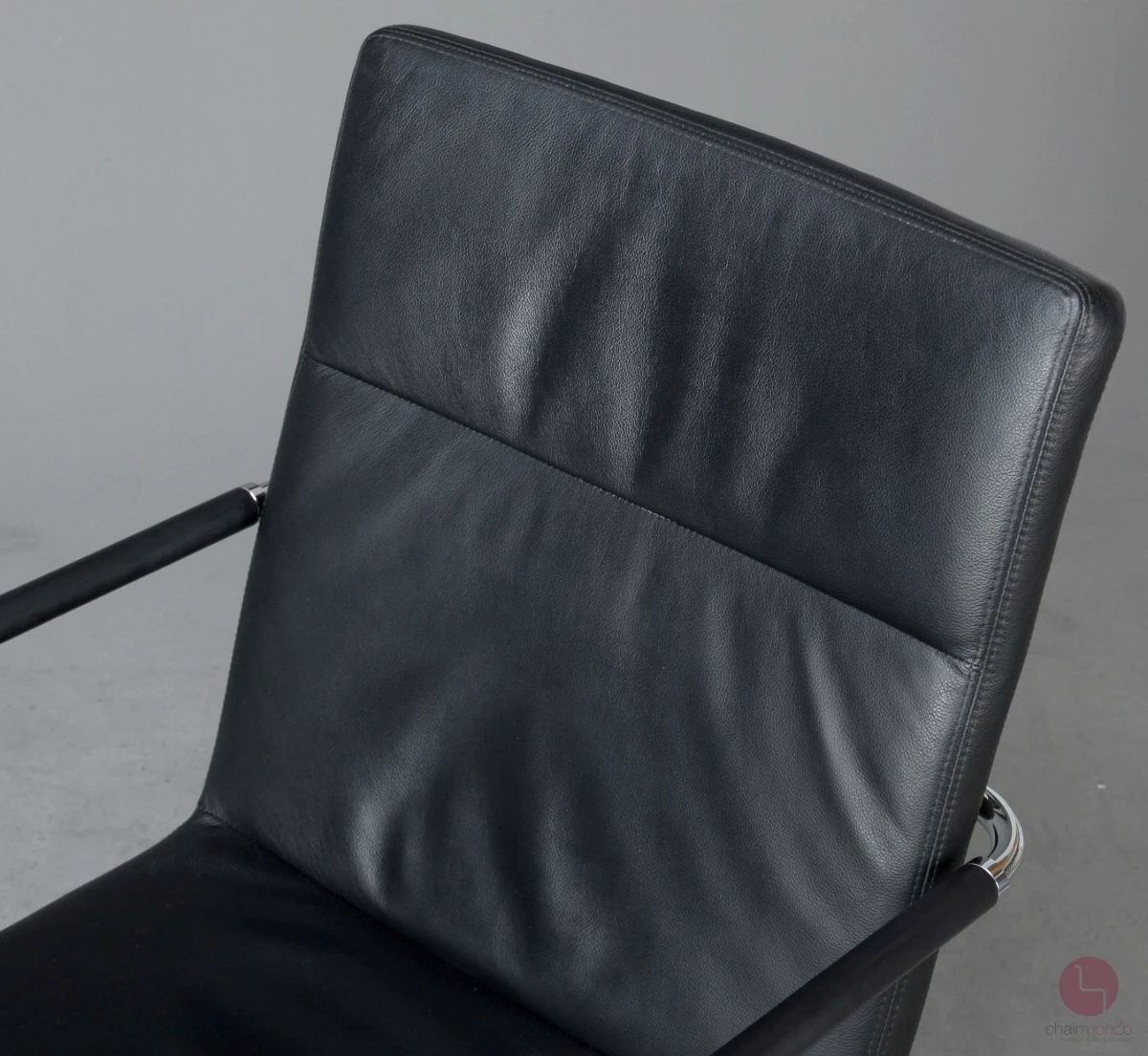 Thonet S61 Leder Freischwinger Konferenzstuhl Schwarz gebraucht