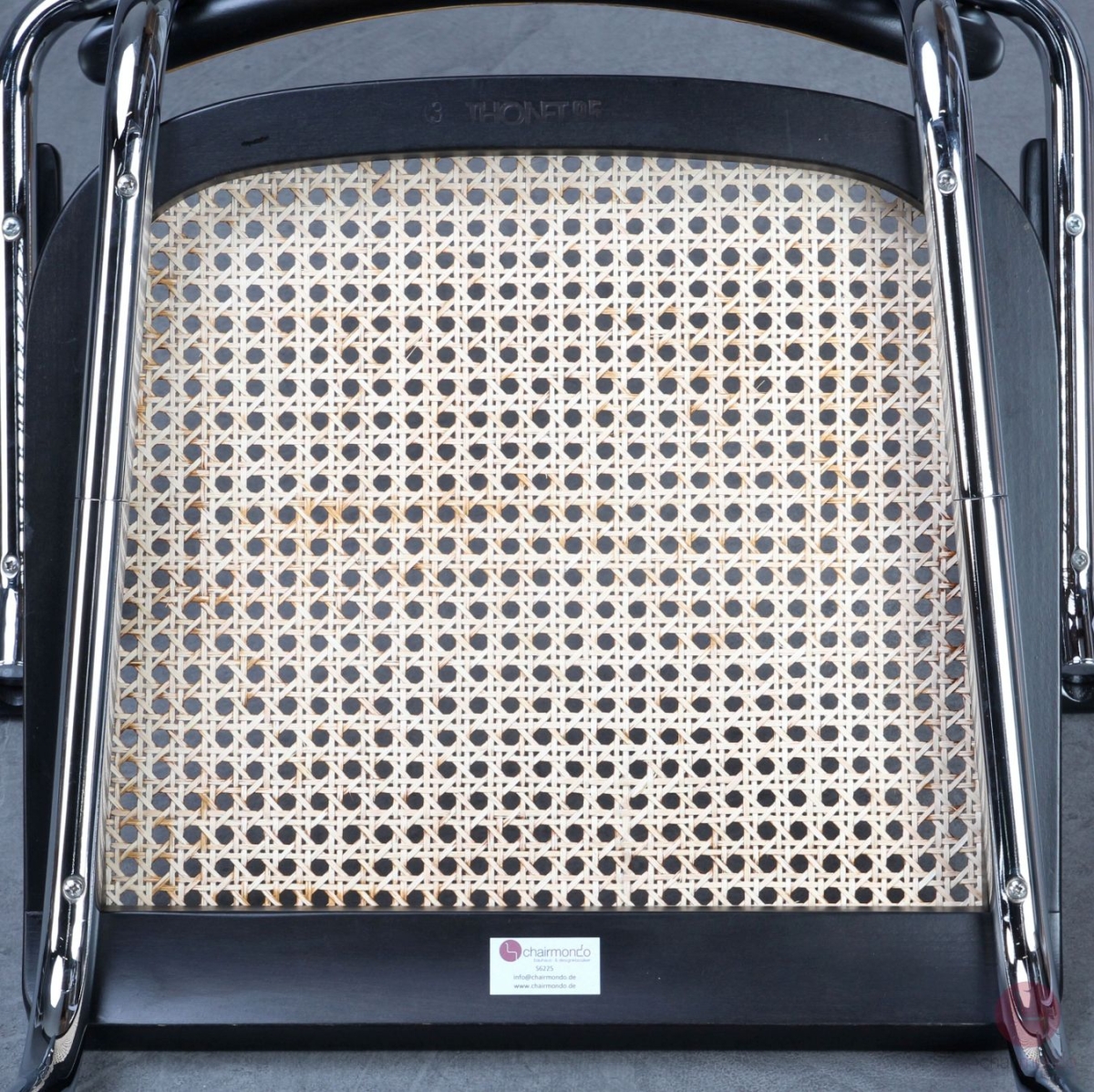 Thonet S64 Freischwinger in Schwarz mit Patina gebraucht