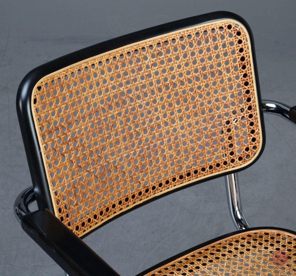 Thonet S64 Freischwinger in Schwarz mit Patina gebraucht