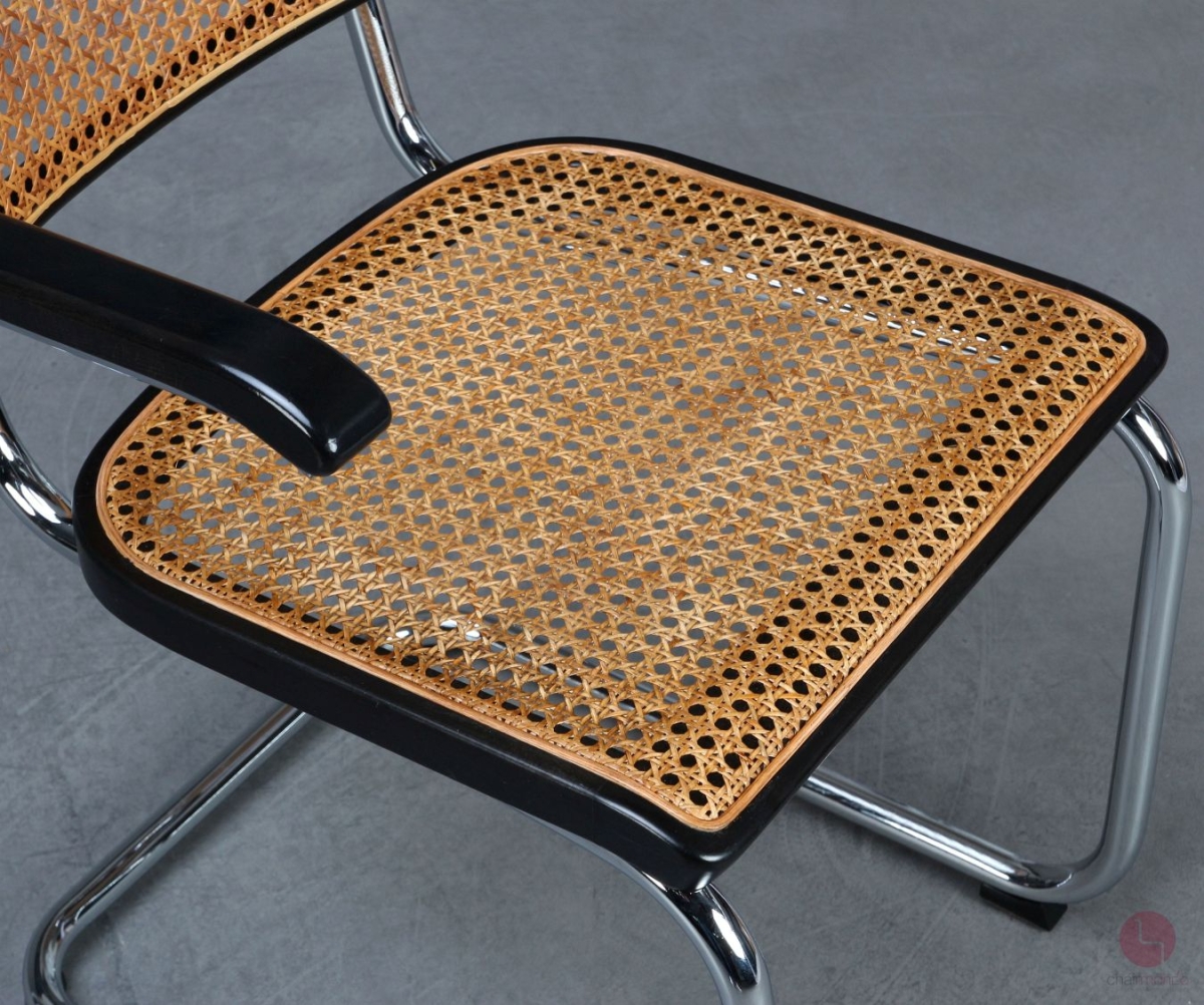 Thonet S64 Freischwinger in Schwarz mit Patina gebraucht