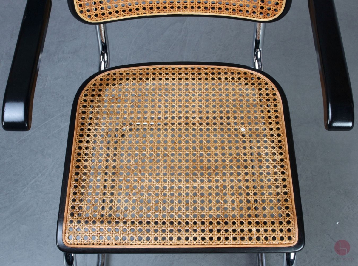 Thonet S64 Freischwinger in Schwarz mit Patina gebraucht