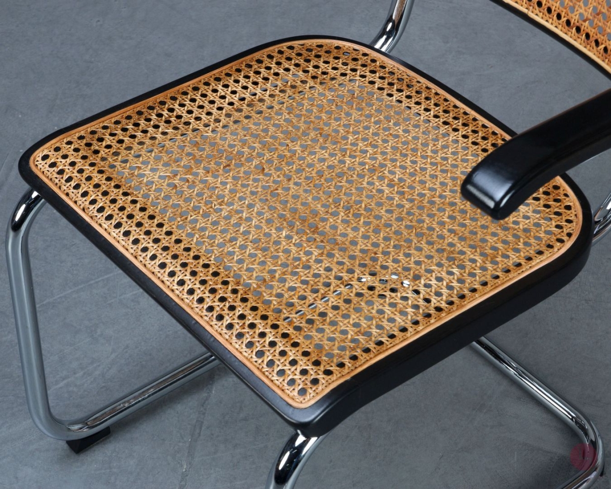 Thonet S64 Freischwinger in Schwarz mit Patina gebraucht