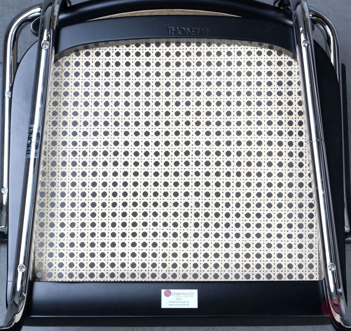 Thonet S64 Freischwinger Schwarz mit erneuertem Wiener Geflecht gebraucht