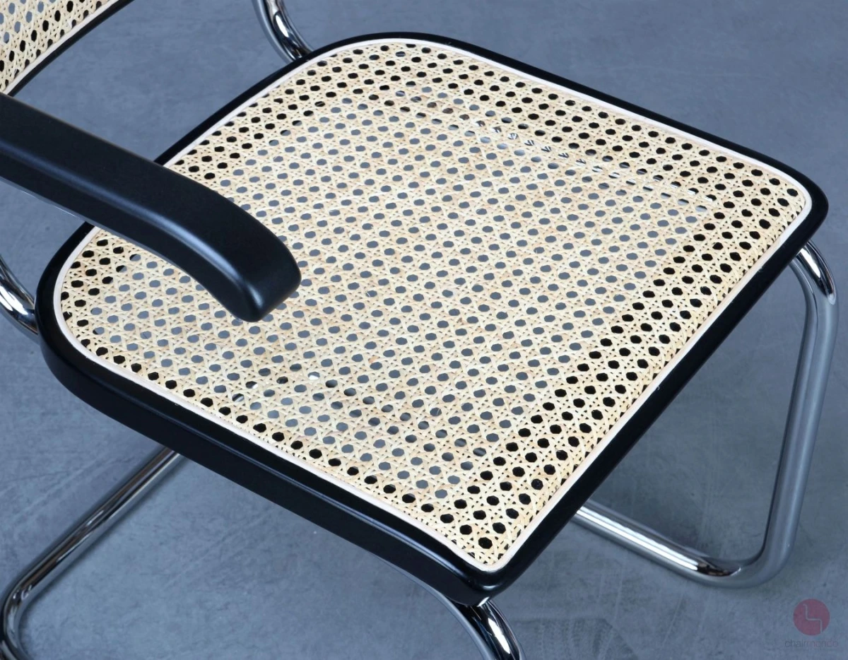 Thonet S64 Freischwinger Schwarz mit erneuertem Wiener Geflecht gebraucht
