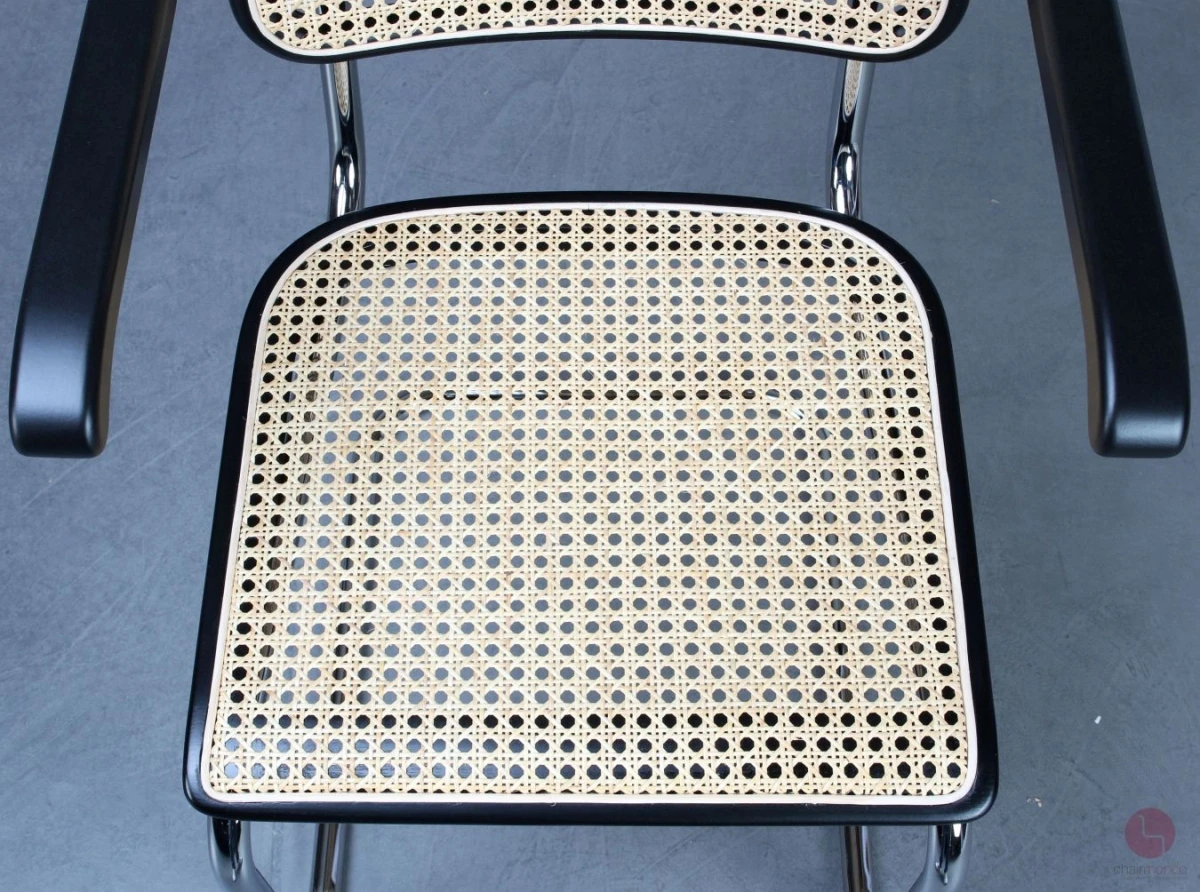 Thonet S64 Freischwinger Schwarz mit erneuertem Wiener Geflecht gebraucht
