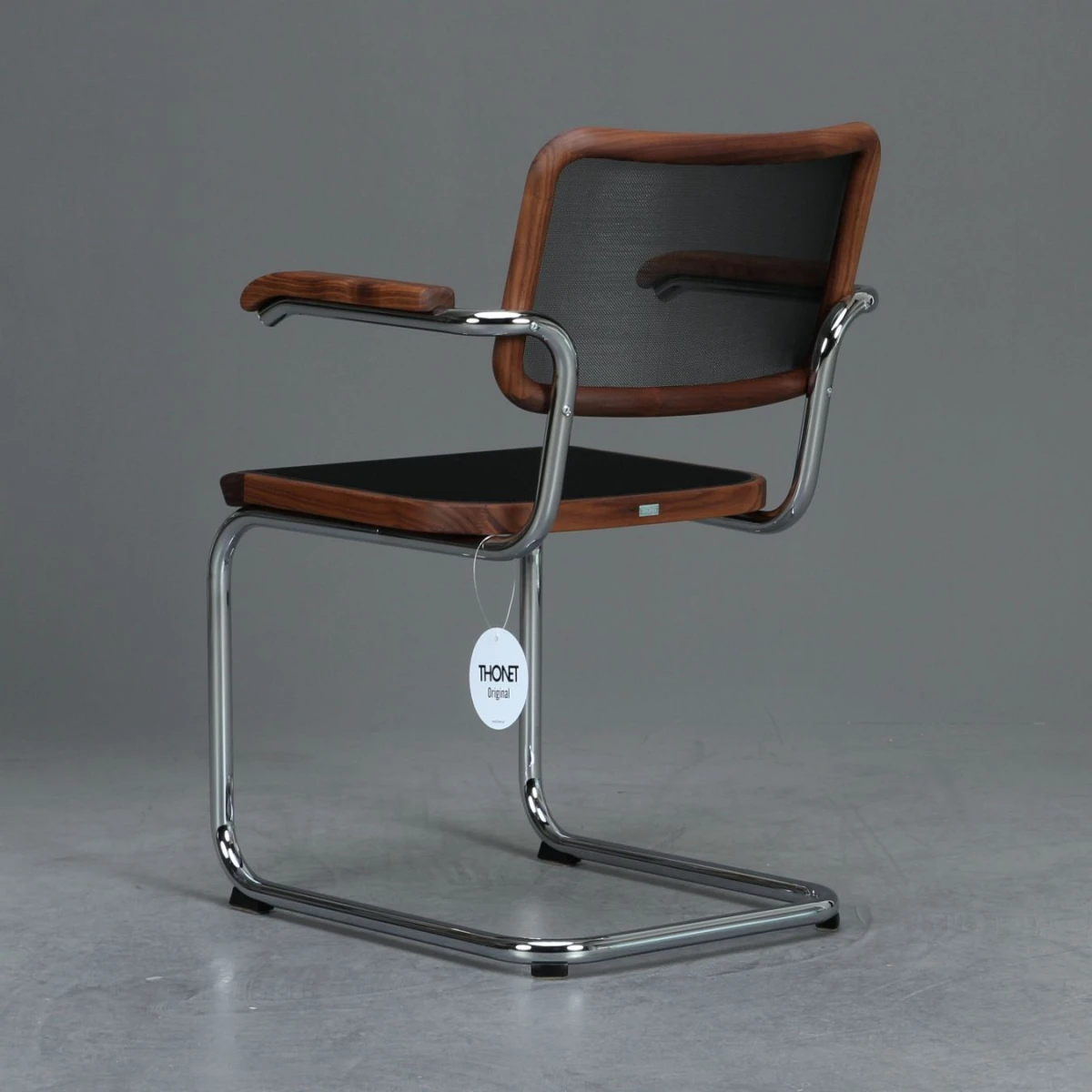 Thonet S64 N Pure Materials Freischwinger Rückenlehne Rückansicht Thonet S64 N Pure Materials Freischwinger Rückenlehne Rückansicht