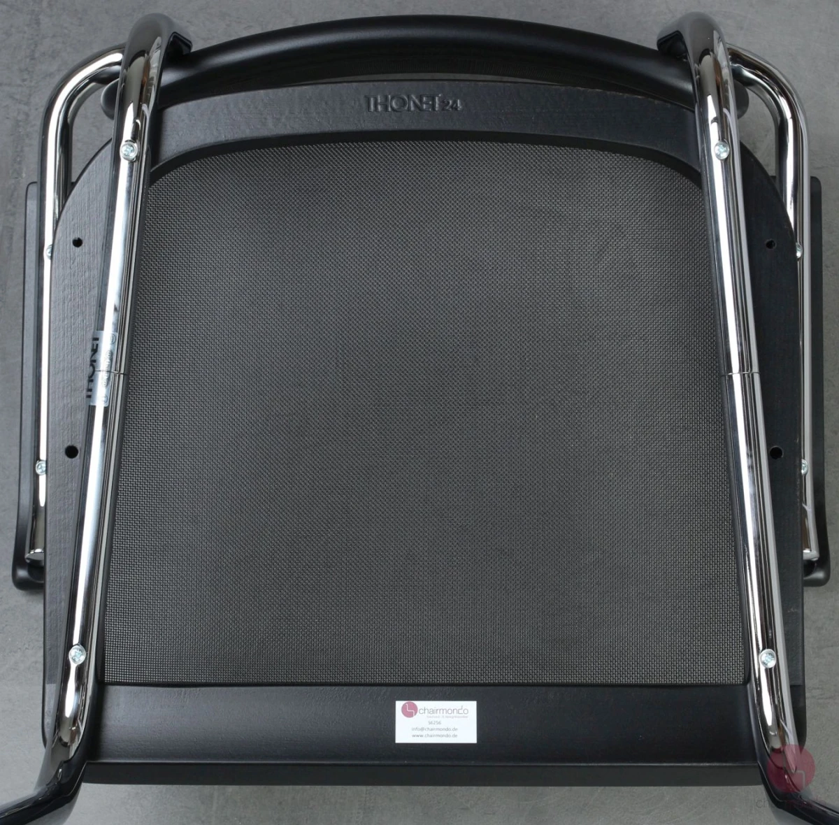 Thonet S64 N Freischwinger mit Netzgewebe Schwarz Gestell verchromt
