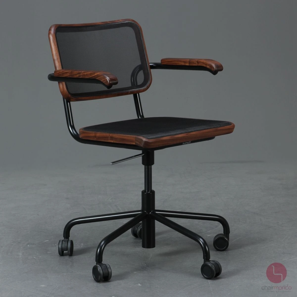 Thonet S64 NDR Atelier Pure Materials Nussbaum Schwarz Netzgewebe höhenverstellbar, neuwertig gebraucht Thonet S64 NDR Atelier Pure Materials Nussbaum Schwarz Netzgewebe höhenverstellbar, neuwertig gebraucht