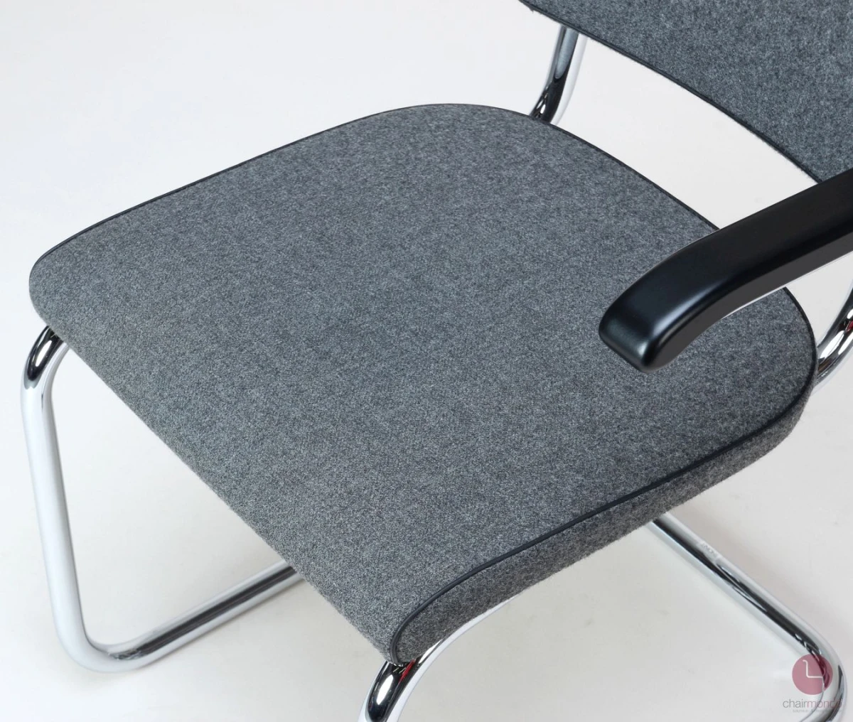 Thonet S64 PV Freischwinger Stoff Polster Grau, gebraucht Thonet S64 PV Freischwinger Stoff Polster Grau, gebraucht