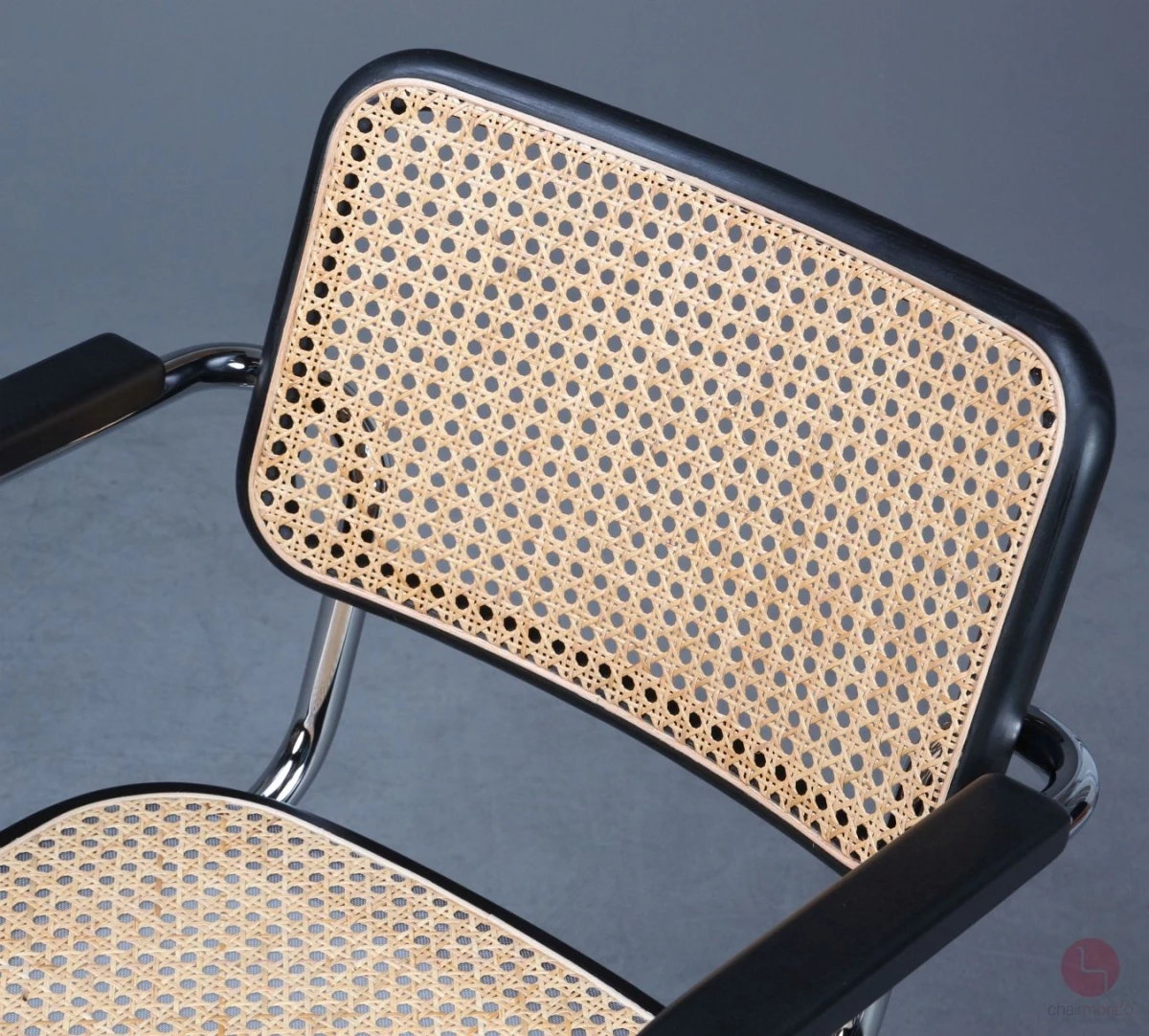 Thonet S64 V Freischwinger in Schwarz mit Patina und Stützgewebe gebraucht Thonet S64 V Freischwinger in Schwarz mit Patina und Stützgewebe gebraucht