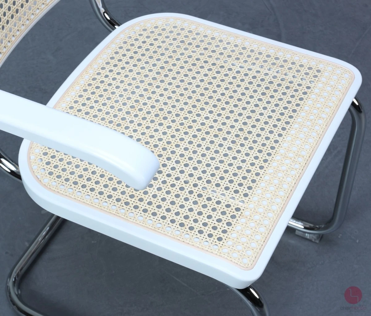 Thonet S64 V Freischwinger in Weiß aus 2021, neuwertig gebraucht Thonet S64 V Freischwinger in Weiß aus 2021, neuwertig gebraucht