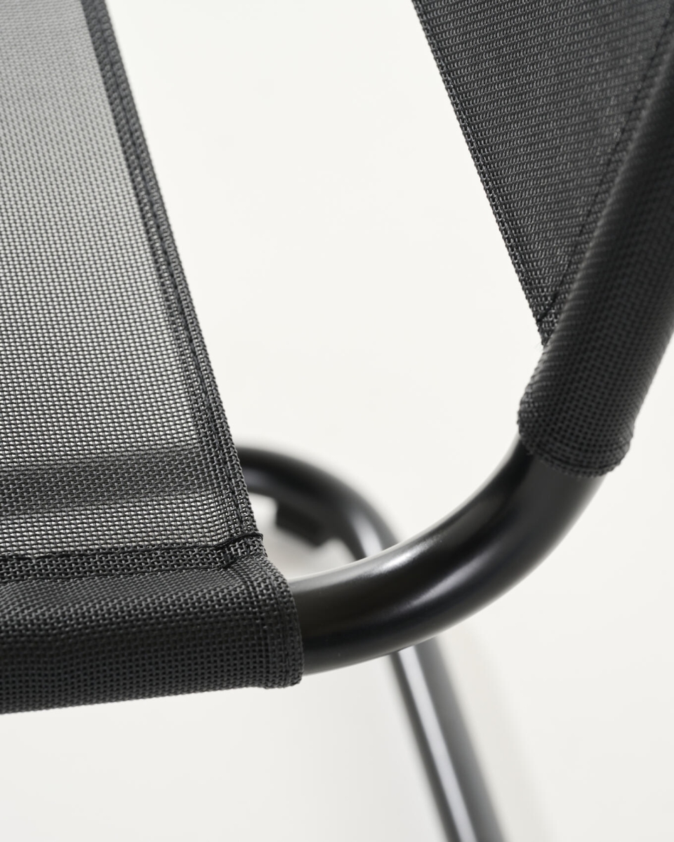 Thonet S533 N Freischwinger schwarz outdoor detail