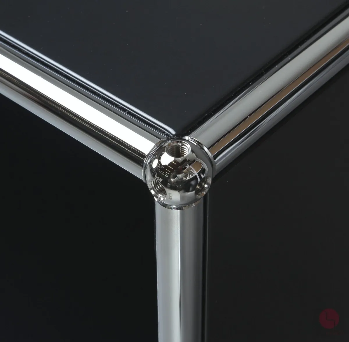 USM Haller Sideboard Graphitschwarz mit Klapptüren gebraucht