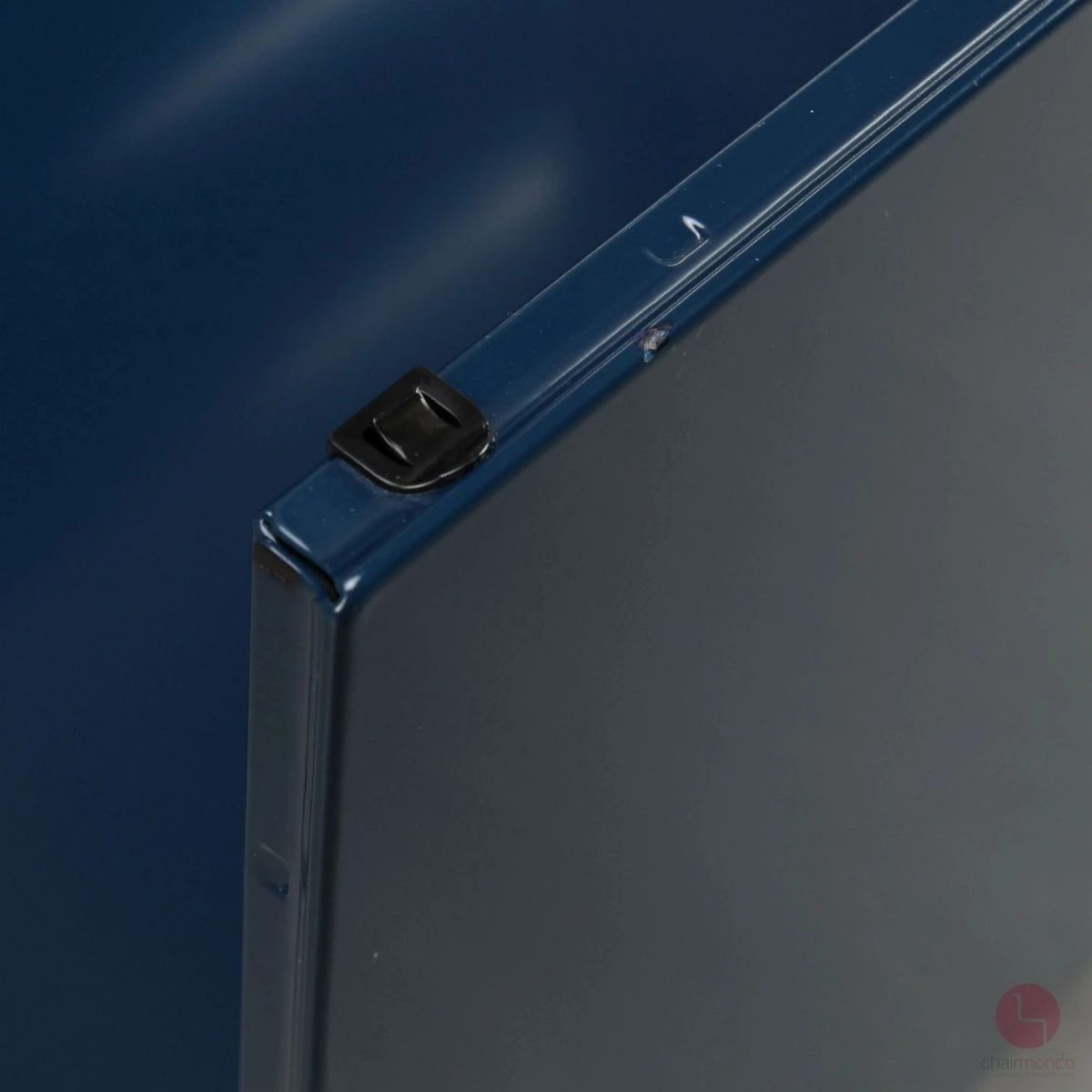 USM Haller Medienboard in Stahlblau mit zwei Schubladen und Schubfach gebraucht