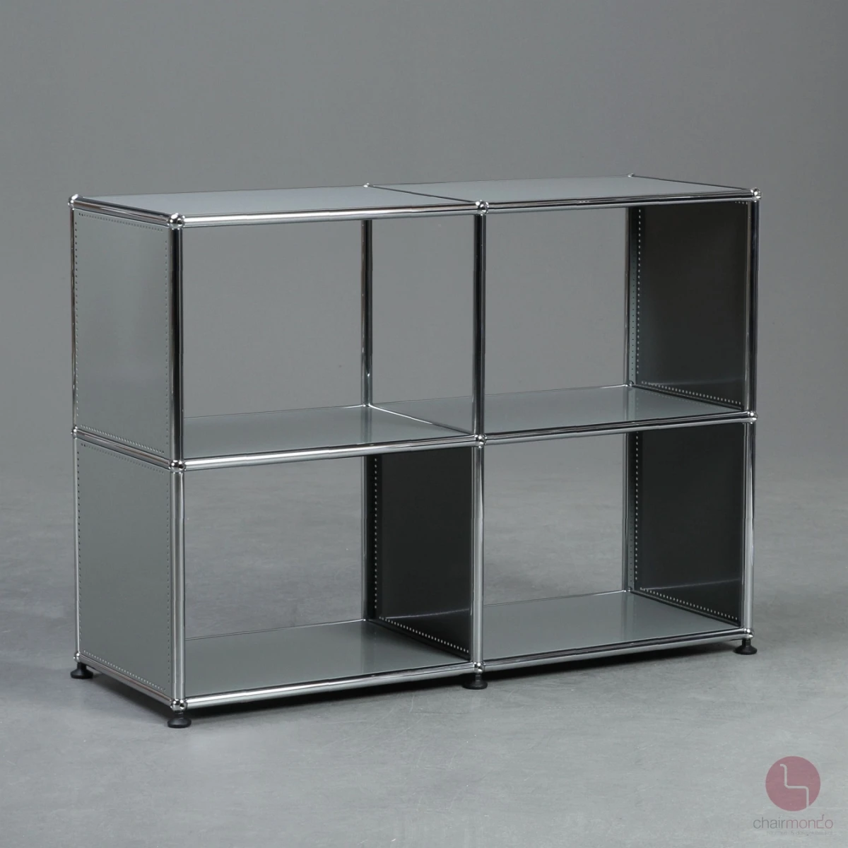 USM Haller Regal in Mittelgrau mit vier offenen Fächern gebraucht