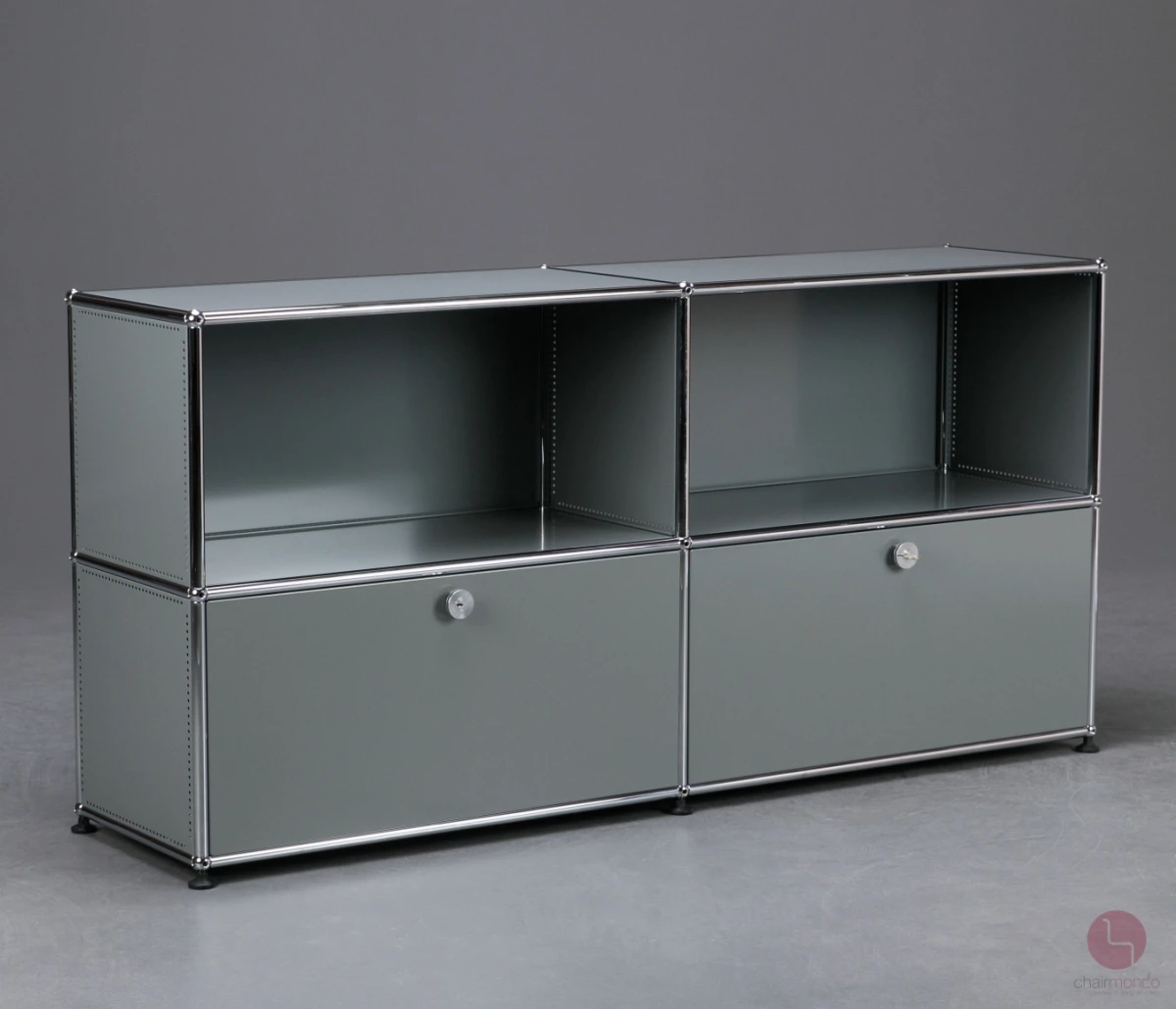 USM Haller Sideboard Mittelgrau mit Klapptüren gebraucht