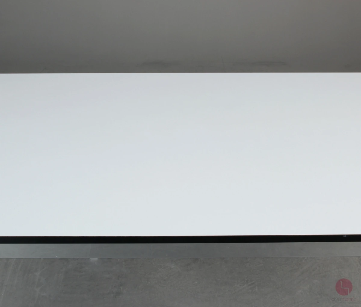 USM Haller Schreibtisch 175 x 75 cm Weiß USM Haller Schreibtisch 175 x 75 cm Weiß