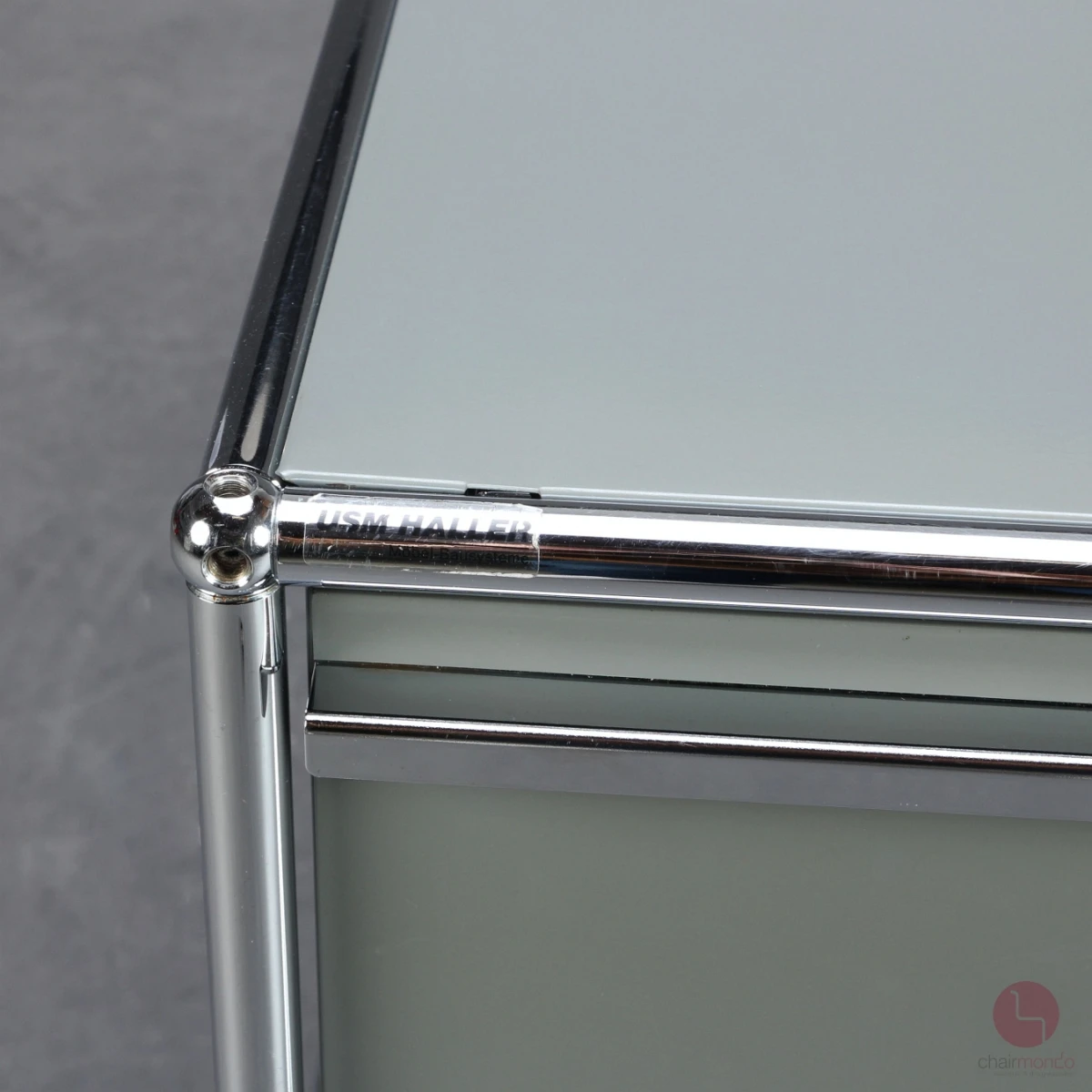 USM Haller Medien Sideboard in Mittelgrau mit Schubladen gebraucht