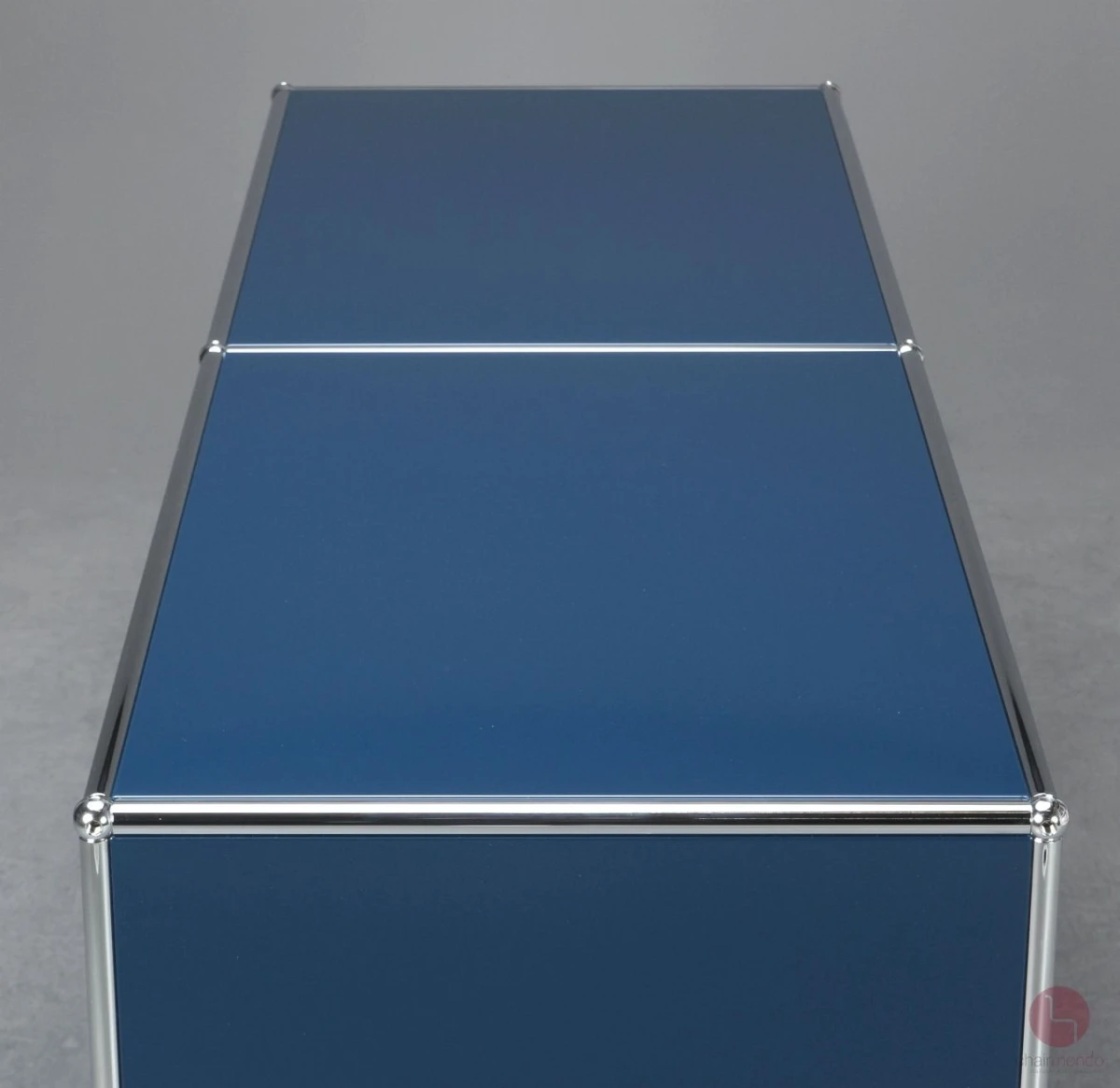 USM Haller Sideboard Stahlblau mit vier offenen Fächern gebraucht