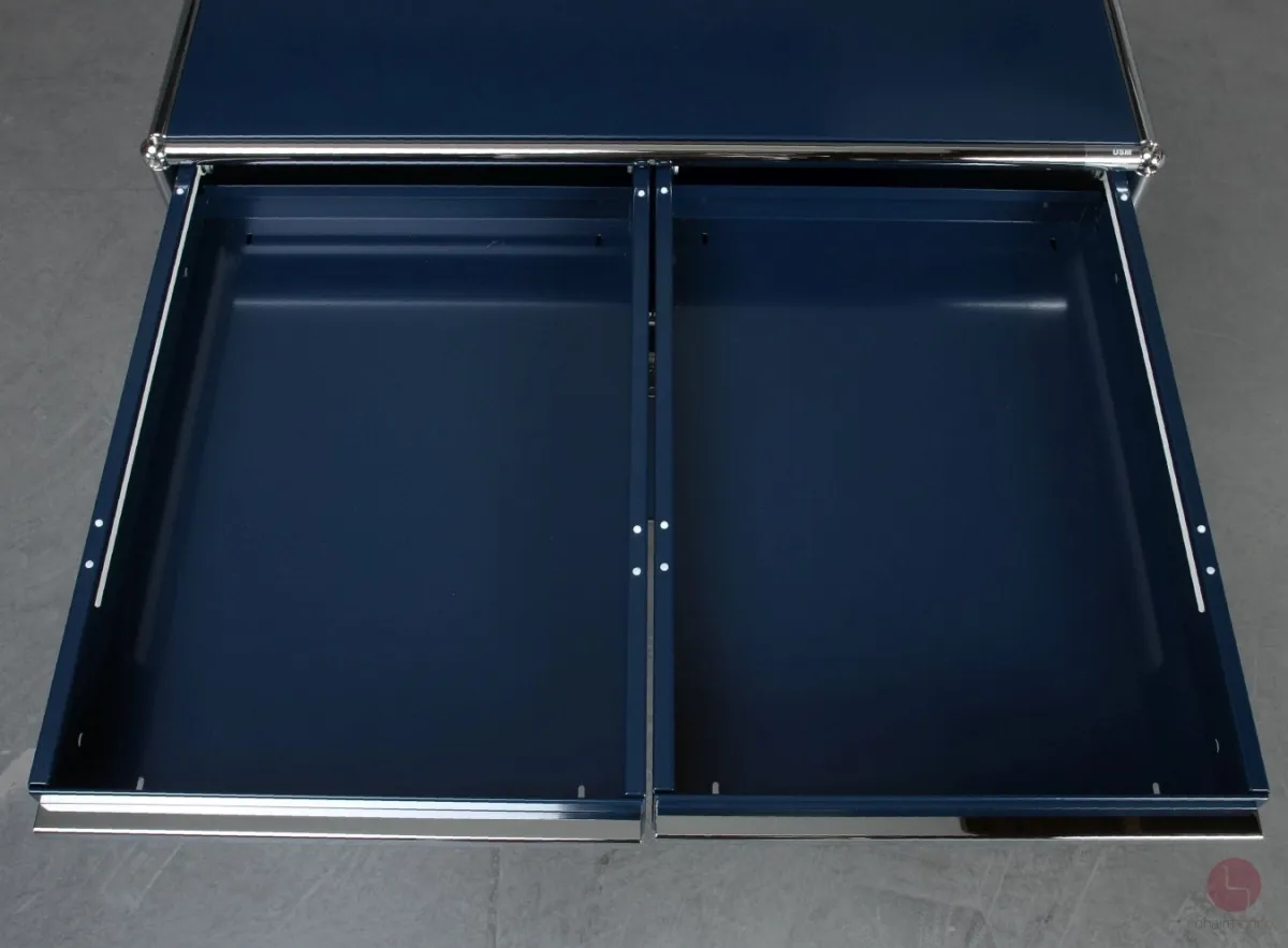 USM Haller Medienboard in Stahlblau mit zwei Schubladen und Klapptür gebraucht