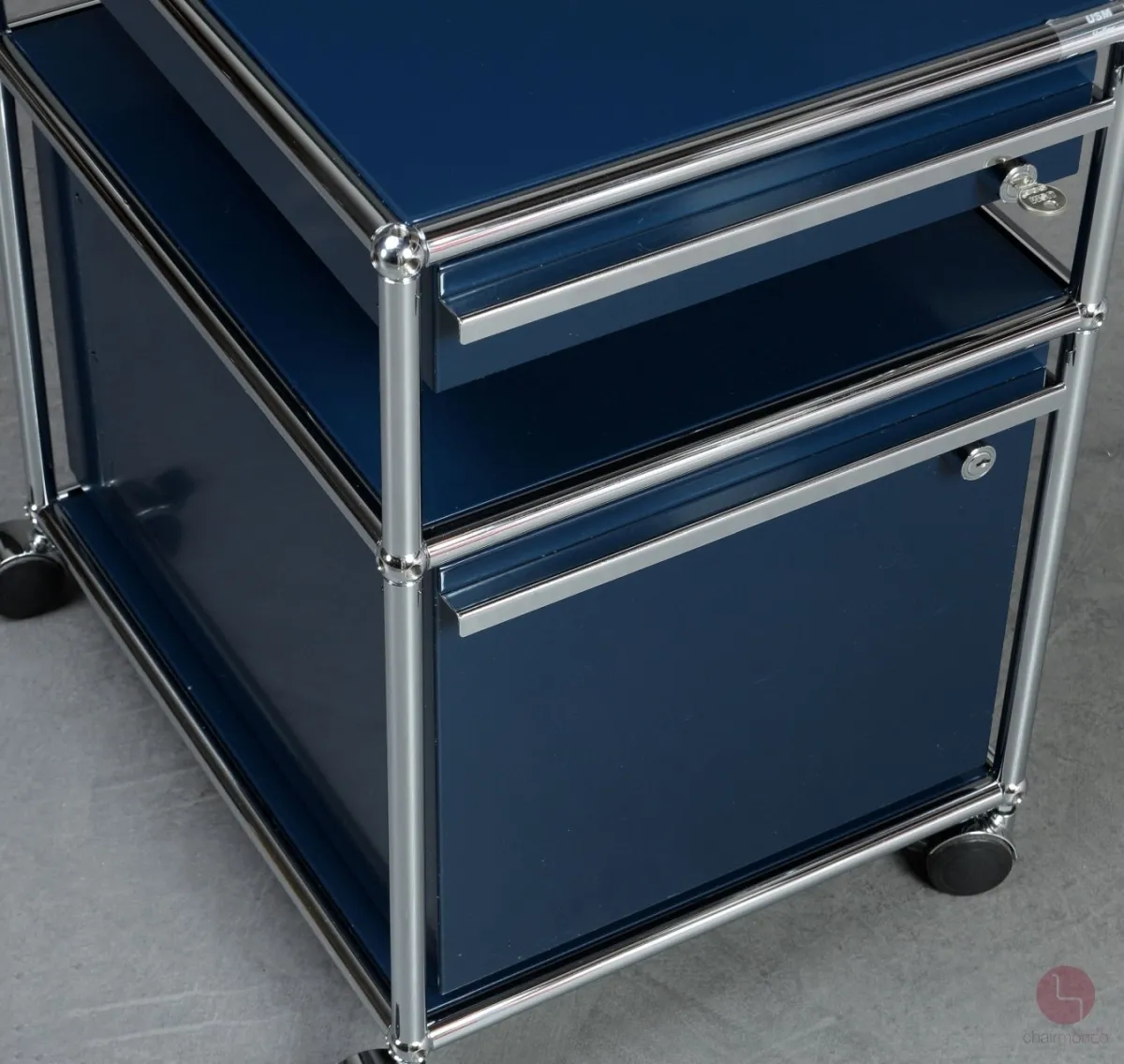 USM Haller Rollcontainer Stahlblau mit zwei Schubladen gebraucht