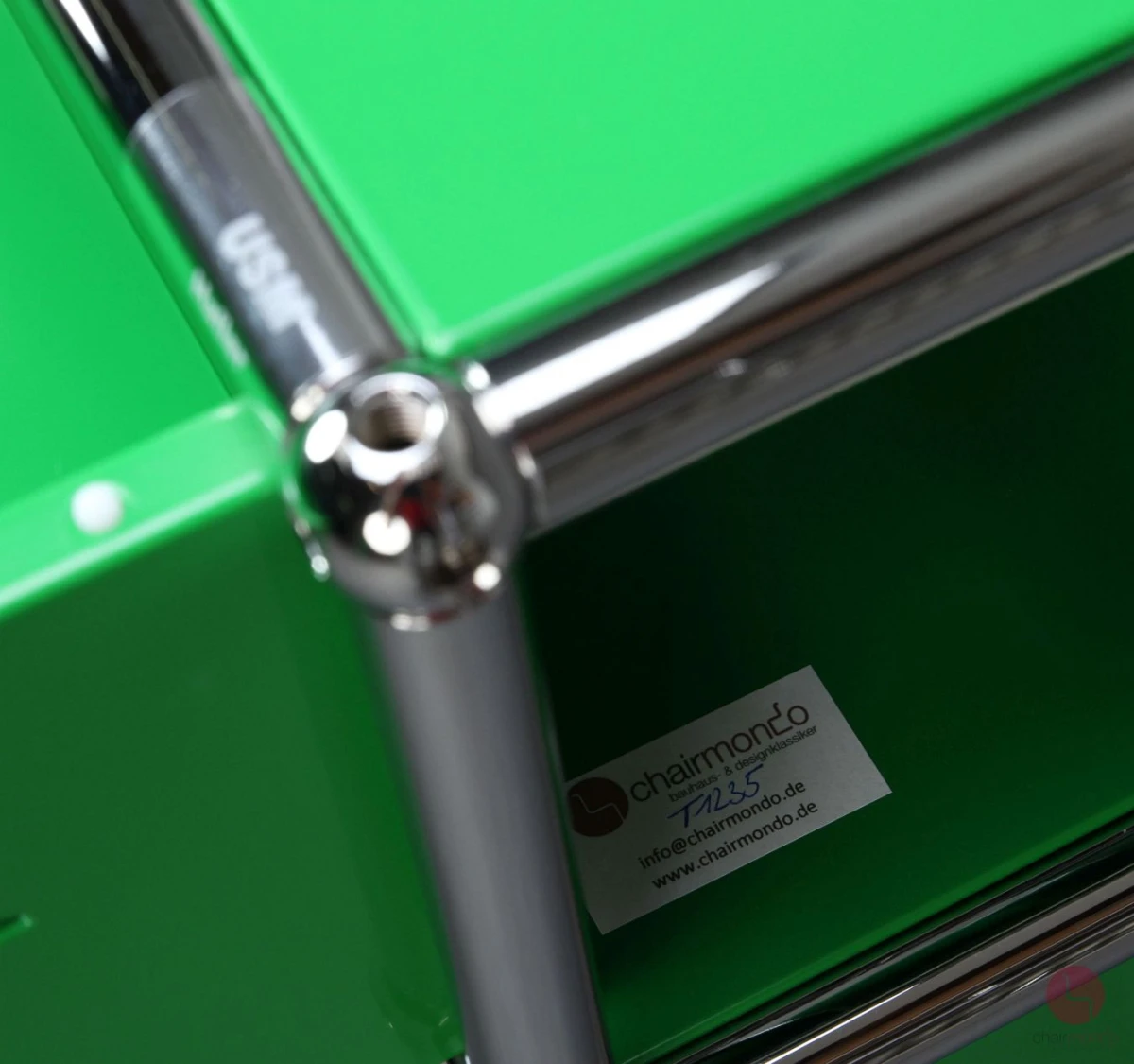 USM Haller Rollcontainer Grün mit zwei Schubladen gebraucht