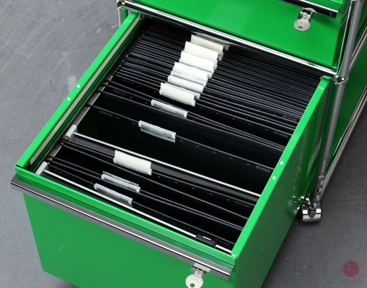USM Haller Rollcontainer Grün mit zwei Schubladen gebraucht