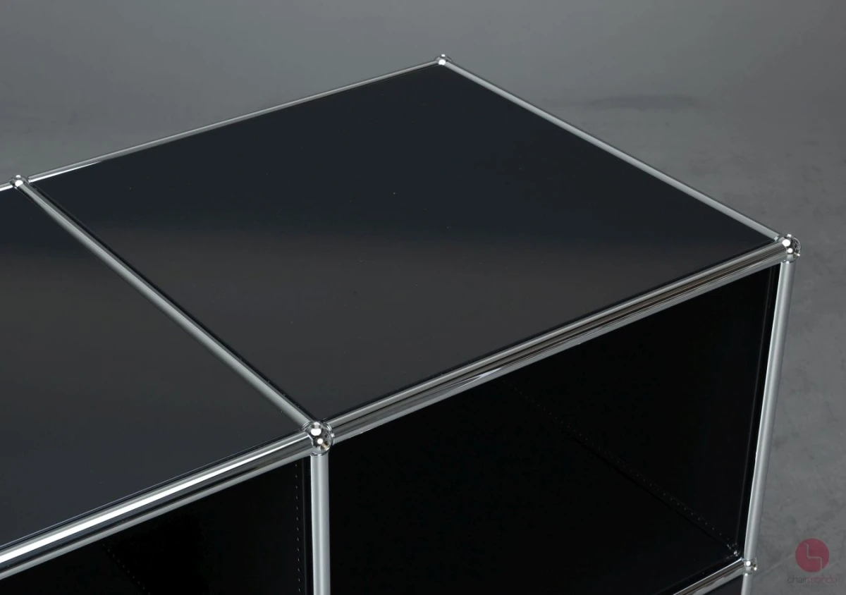 USM Haller Sideboard Schwarz mit zwei Klapptüren und vier Fächern gebraucht