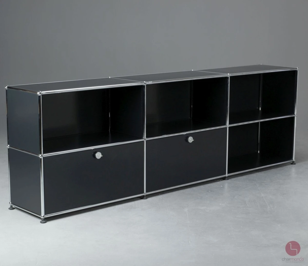 USM Haller Sideboard Schwarz mit zwei Klapptüren gebraucht