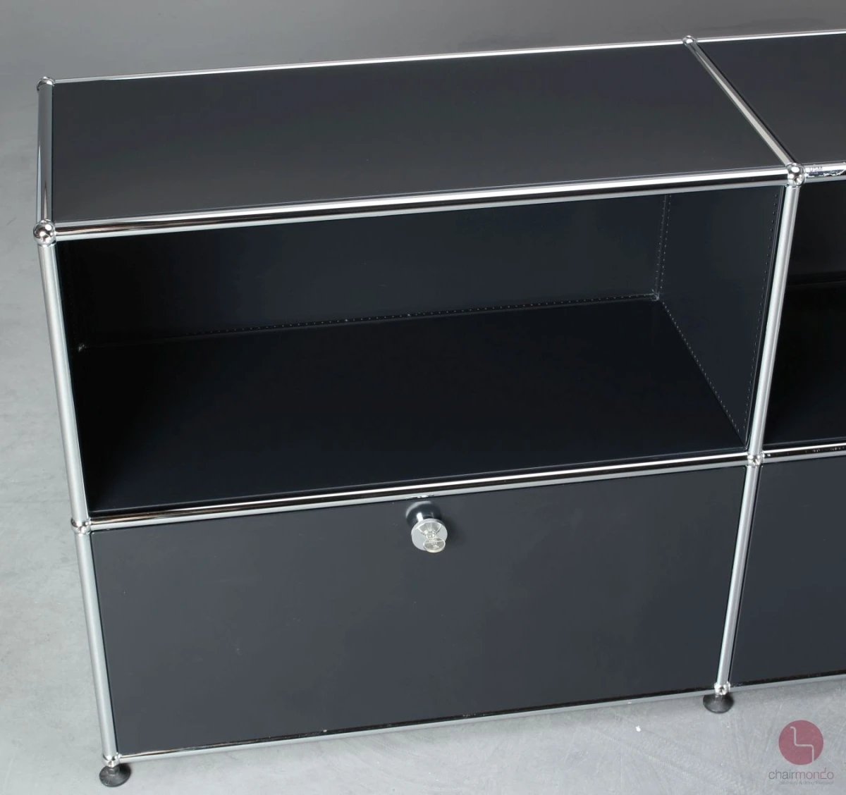 USM Haller Sideboard Schwarz mit zwei Klapptüren gebraucht