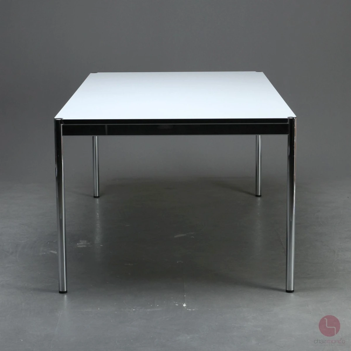 USM Haller Tisch 200 x 100 cm Weiß USM Haller Tisch 200 x 100 cm Weiß