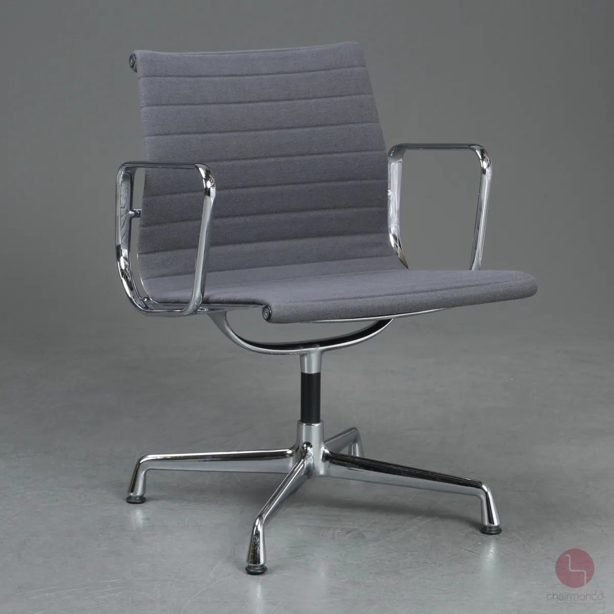 Vitra EA 107 Aluminium Chair Hopsak Grau gebraucht