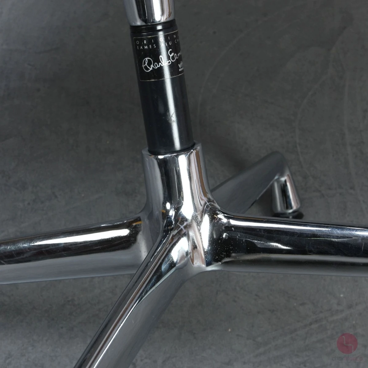 Vitra EA 108 Aluminium Chair Hopsak Schwarz 1980er gebraucht