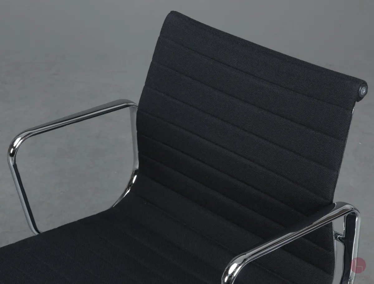 Vitra EA 108 Aluminium Chair Hopsak Schwarz gebraucht