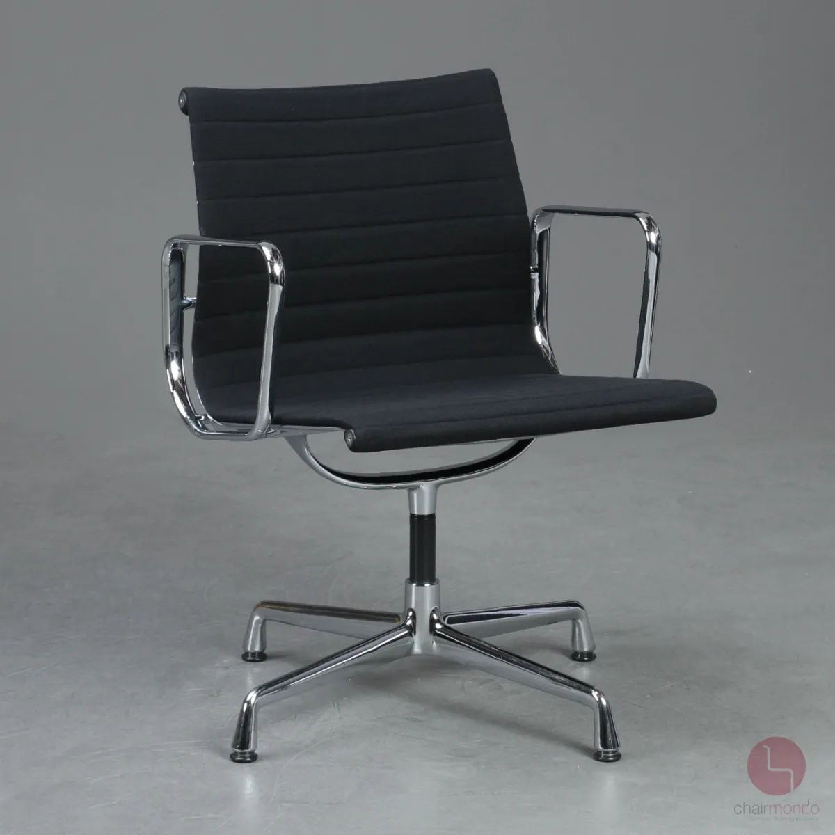 Vitra EA 108 Aluminium Chair Hopsak Schwarz gebraucht